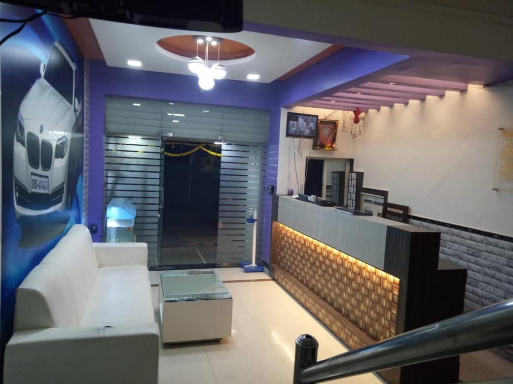 Hotel Nivara Navi Mumbai Bagian luar foto